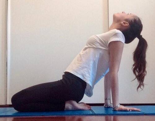 stretching quadricipite da seduto stretching quadricipite da seduto